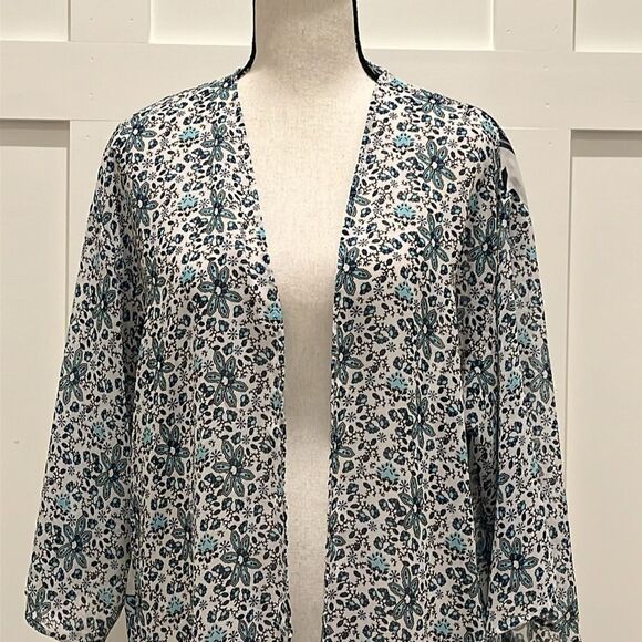 H & M Open Front Blue/White Ruana - Picture 2 of 7